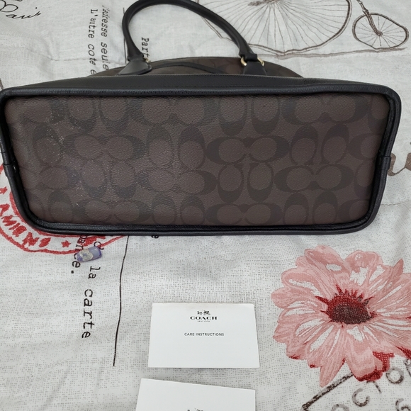 COACH Authentic Bag - Picture 4 of 5